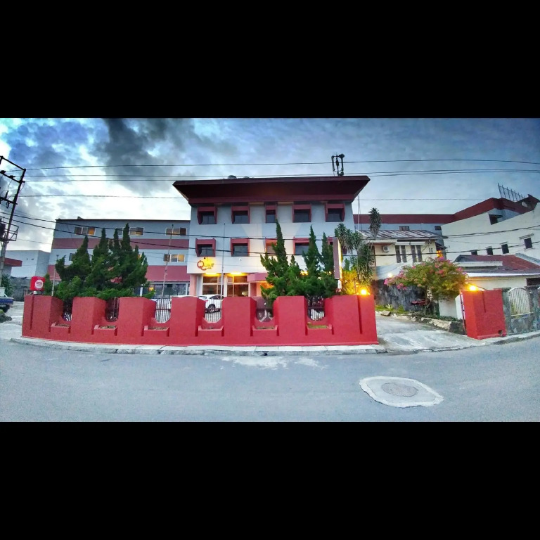 Quint Hotel