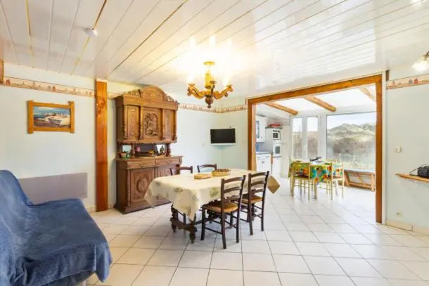 Maison aux pieds des dunes 300m de la plage