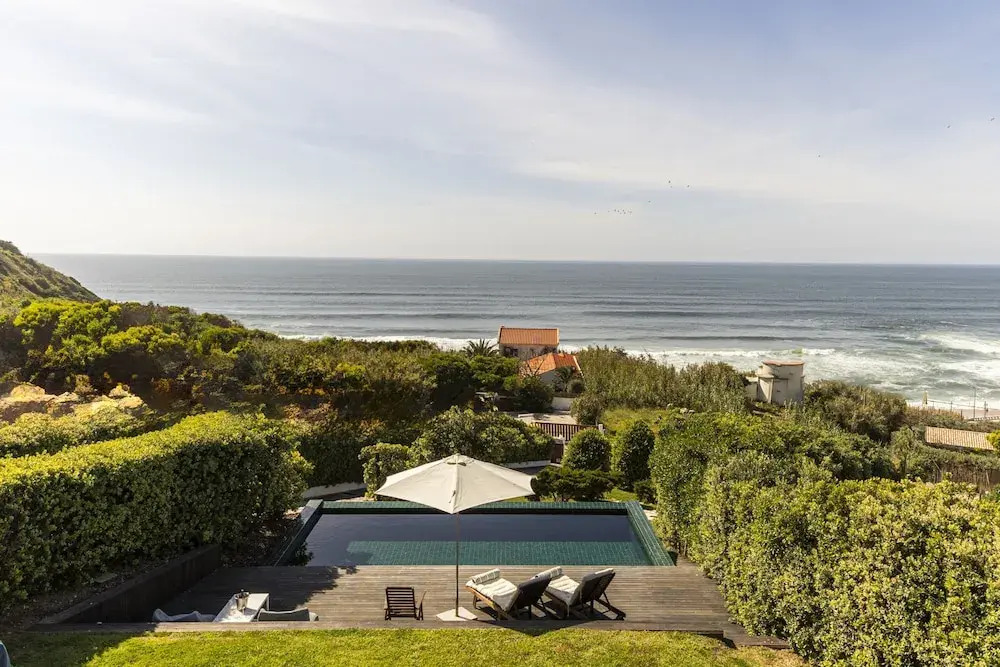 Coastal Charm Chalet by Cadenzalux