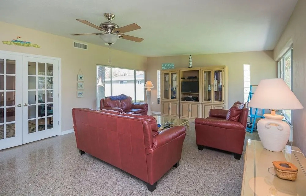 1814B - North Beach Beauty by RedAwning