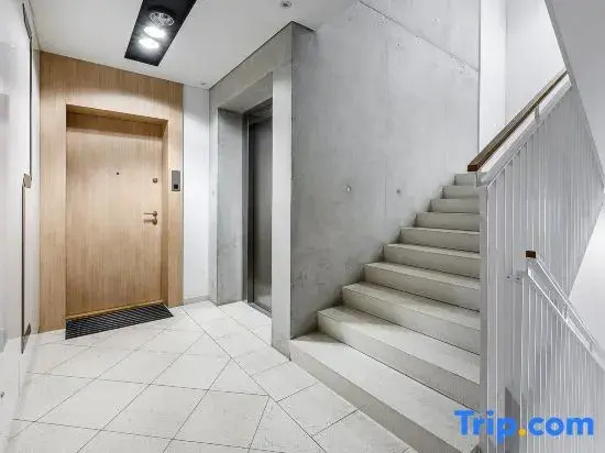 Lumina spacious apartments with parking in Warsaw