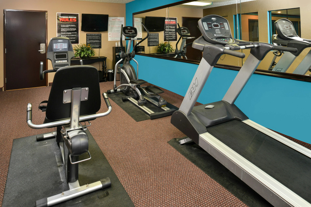 Baymont Inn & suites by Wyndham Ardmore I-35
