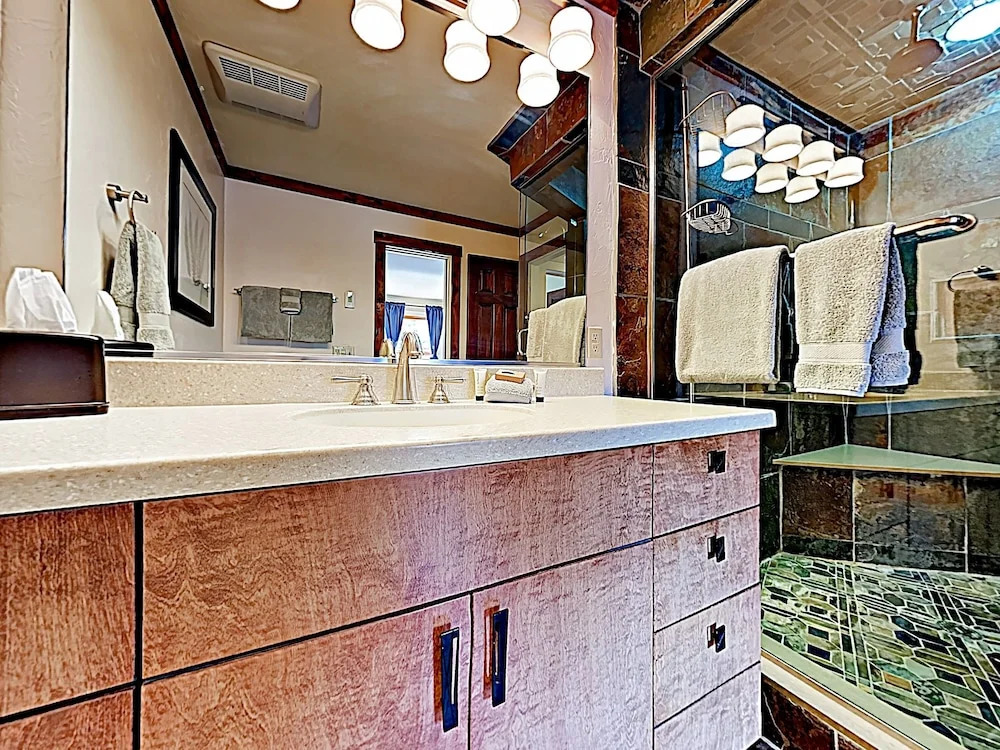 New Listing! Newly Updated Ski W/ Hot Tub 2 Bedroom Condo