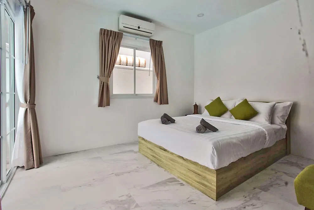 Pool Villa Pattaya - Walking Street C3