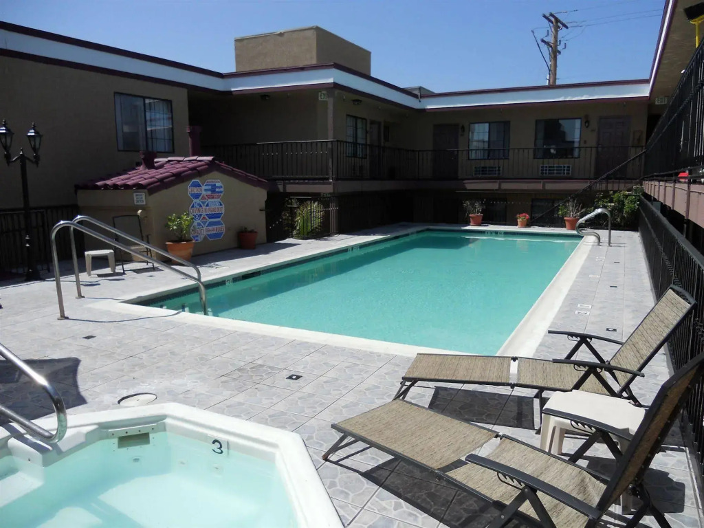 Hotel Pacific, Manhattan Beach