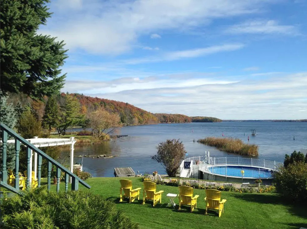 The Cove Inn