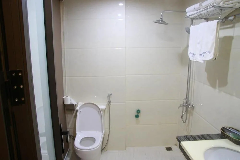 Thành Long Hotel