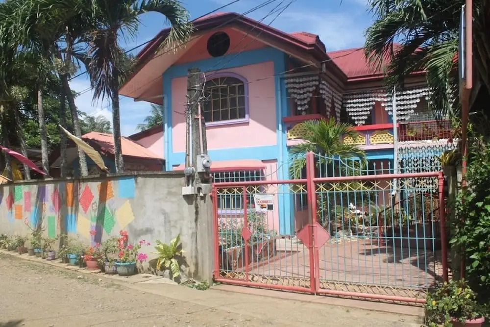 OYO 639 Colors Mansion