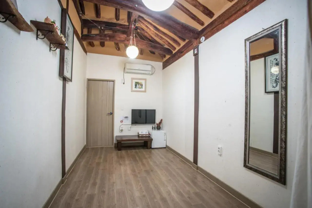 Hanok Story Guesthouse