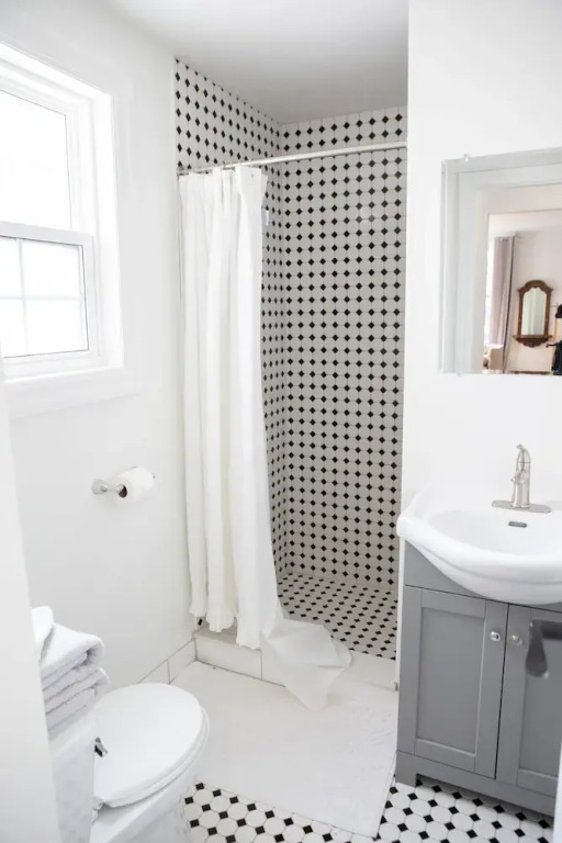 Modern Apt Neardowntown Ideal for Long Stays - U2