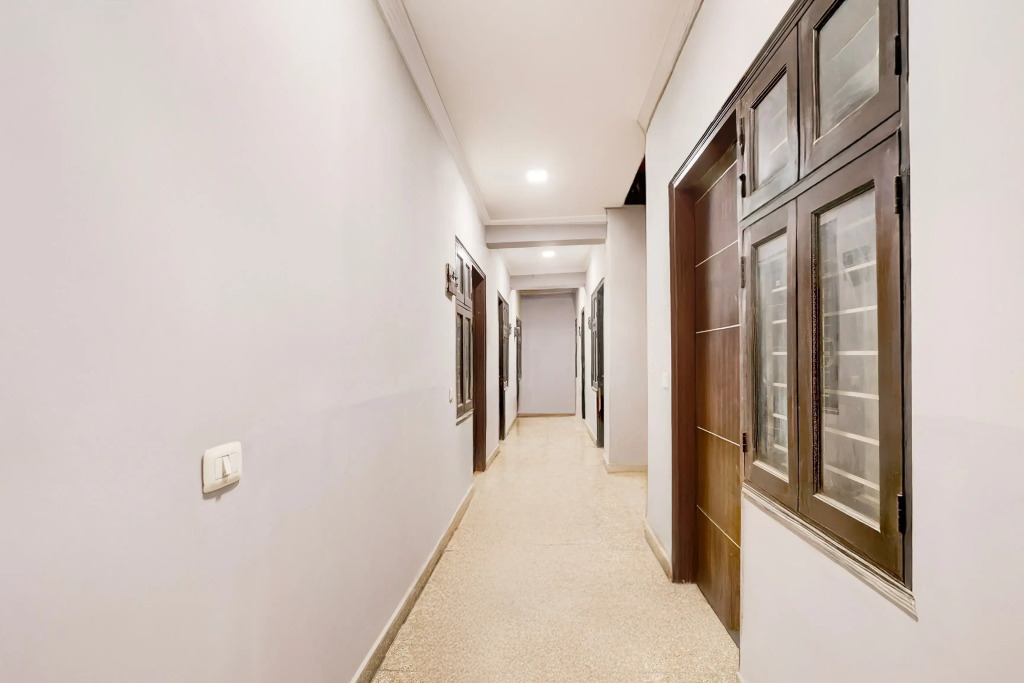 Super Hotel O Rangpuri Mahipalpur