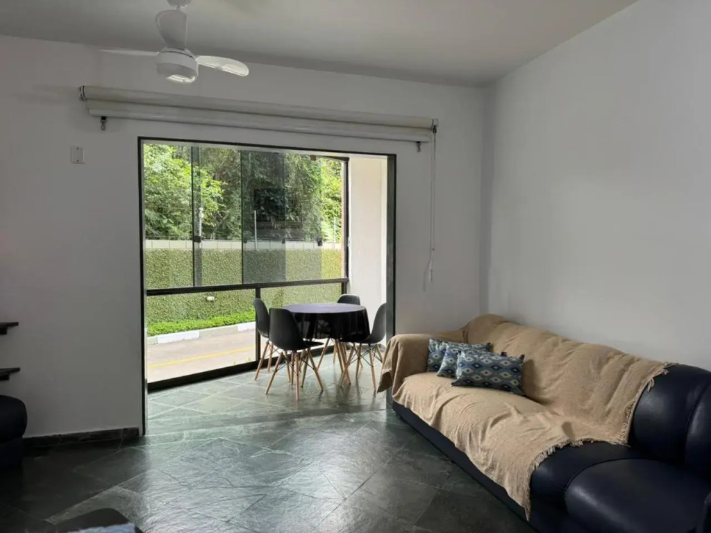 Apartamento Centro de Bertioga 100MTS da praia.