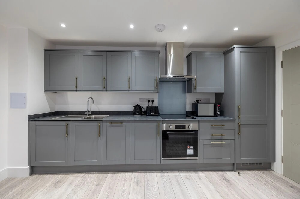 Remarkable 2-bed Apartment in Camberley