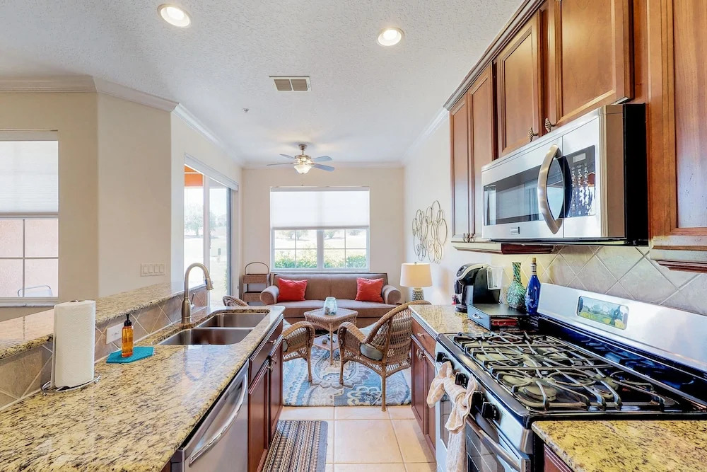 Rvh_436r Serene Living 3 Bedroom Townhouse