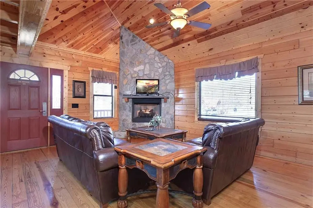 Marlenes Hideaway 3 - Three Bedroom Cabin