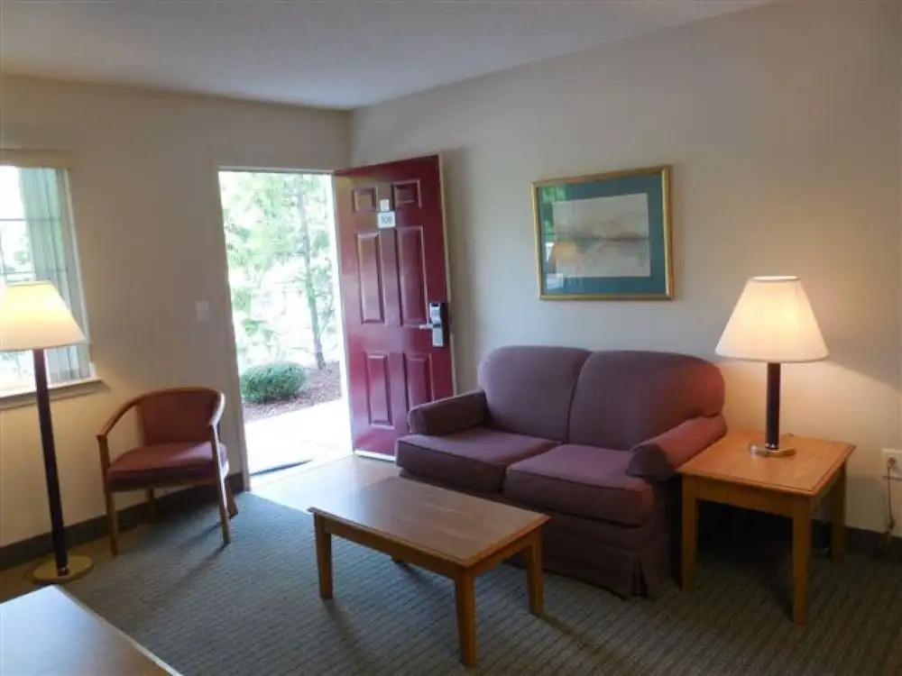 Affordable Suites Salisbury