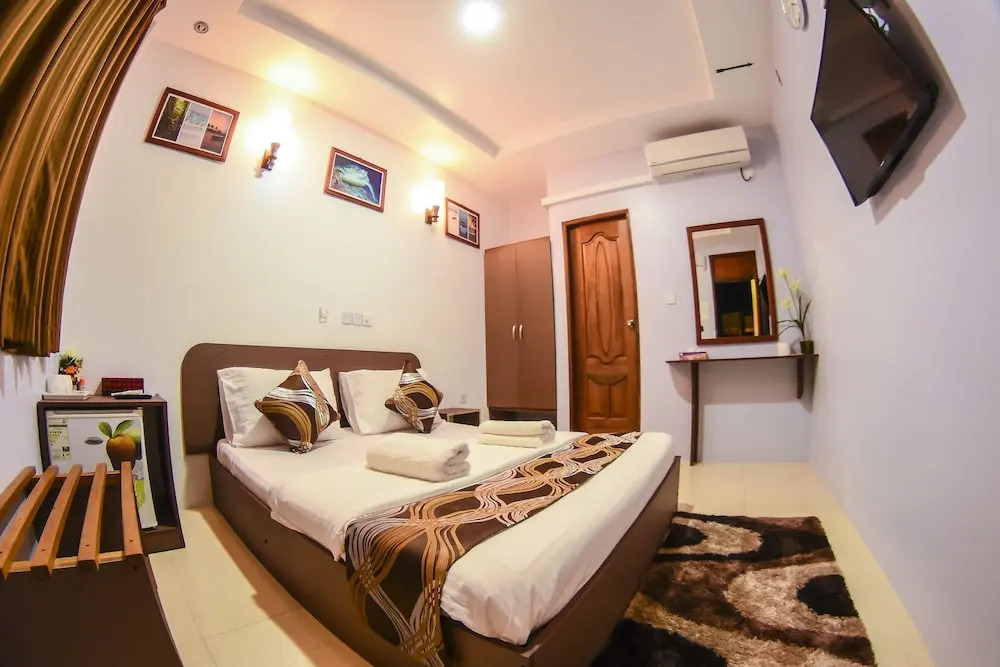 Casadana Thulusdhoo