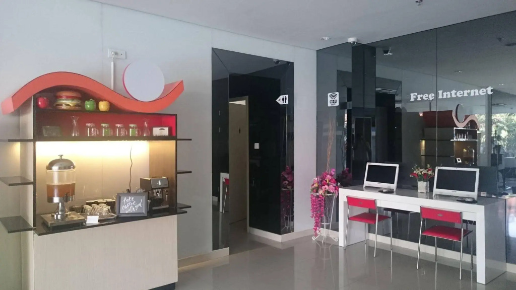 The Win Hotel Surabaya