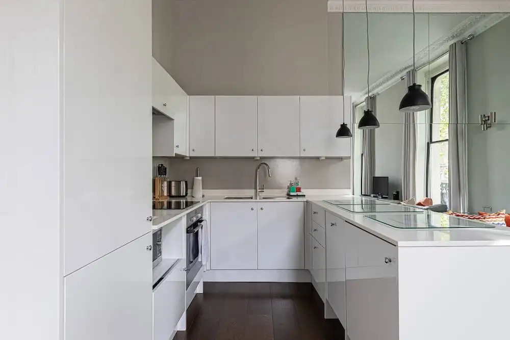 Stunning 1-bed flat near Bayswater, West London