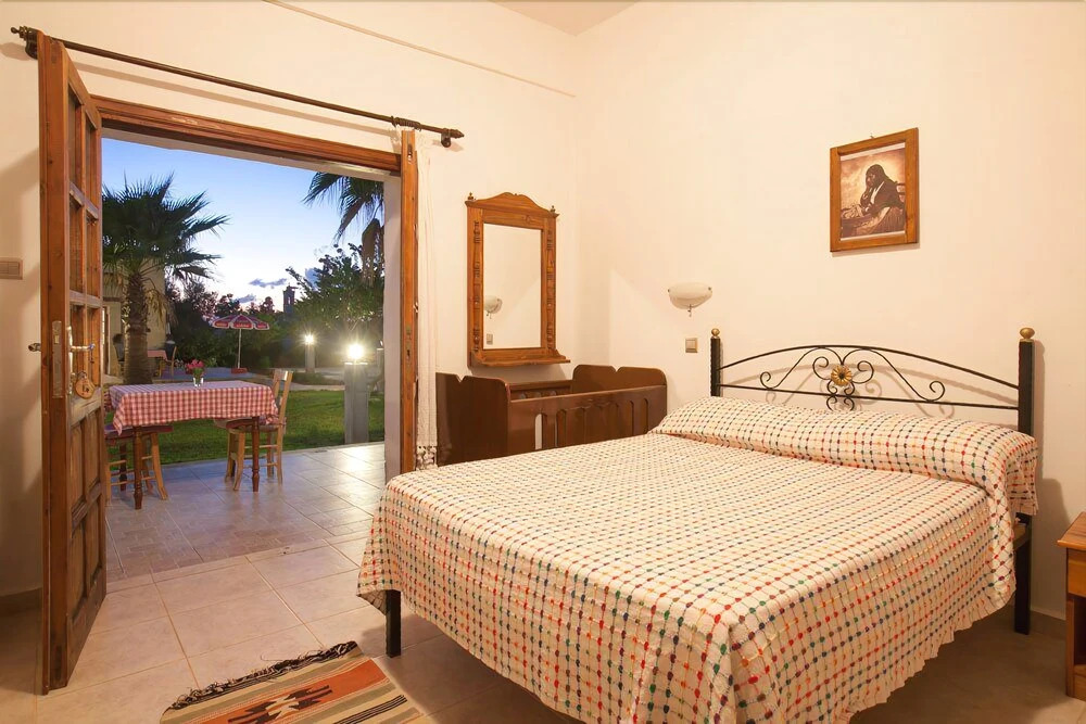 Glaro Garden Hotel
