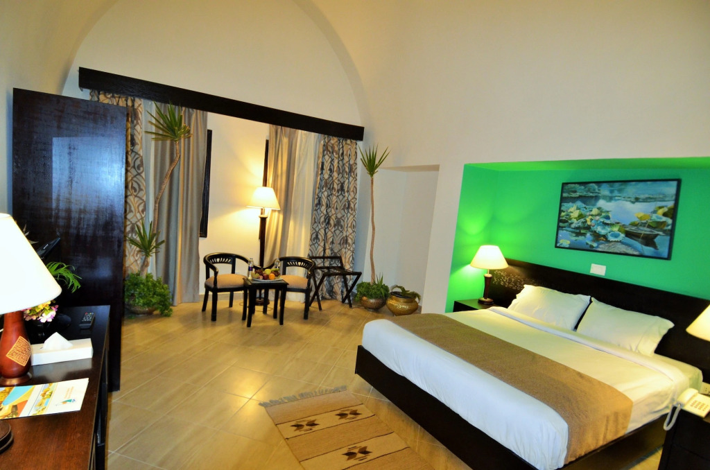 Rohanou Beach Resort