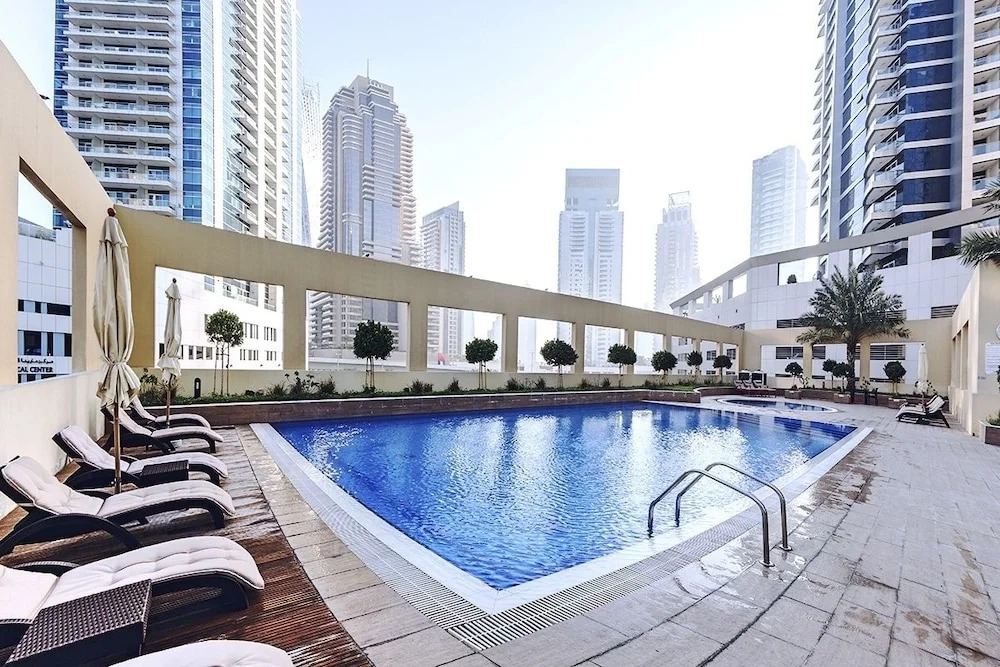Royal Oceanic in JBR by HAPPY SEASON