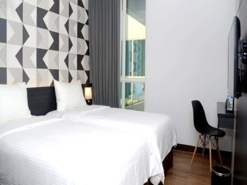 Luminor Hotel Jemursari By WH with The Best Breakfast in Town and Located Near Surabaya Industrial Estate Rungkut SIER