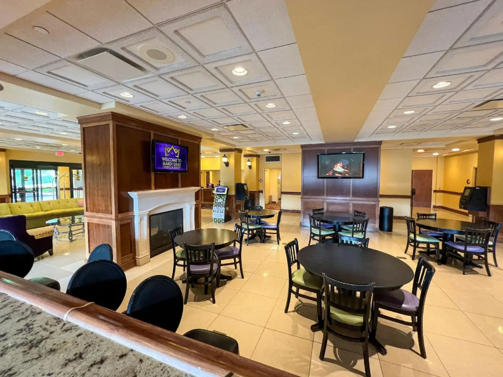 Mardi Gras Casino & Resort
