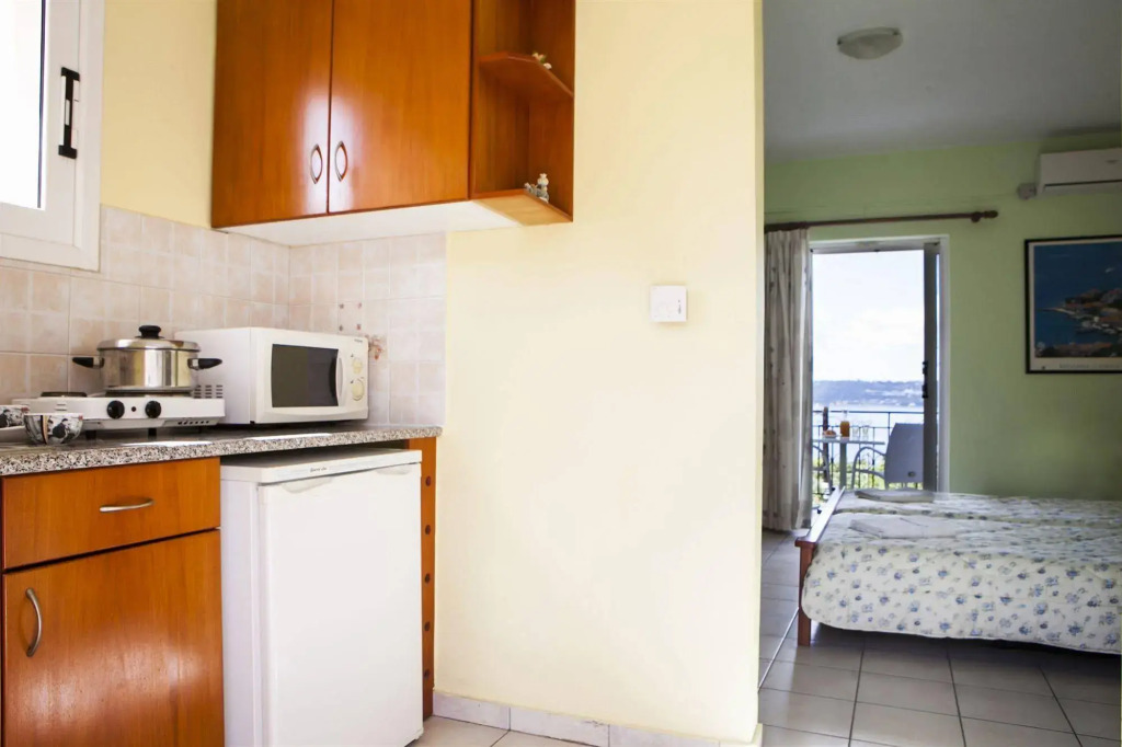 Panorama Fanari studios and apartments