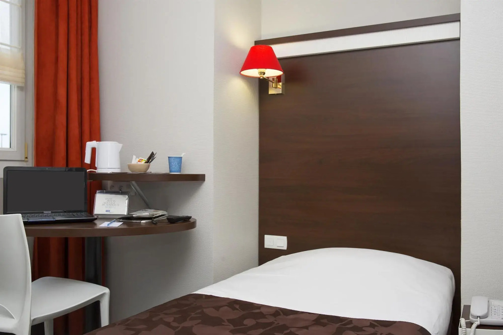 Kyriad Lille Centre Gares