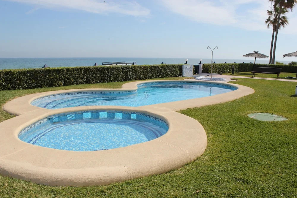 171 Medina Molins