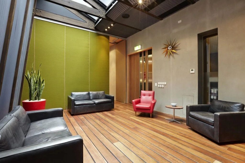 Tolarno Hotel