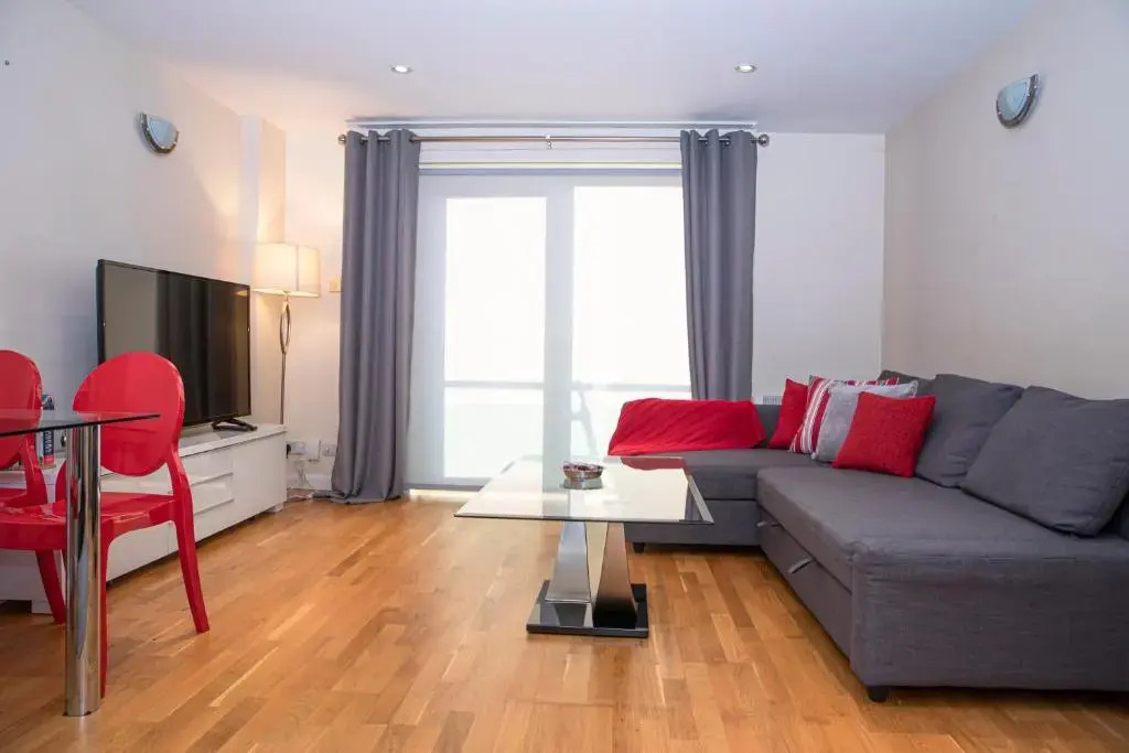 Tranquil Apartment with Stunning Views