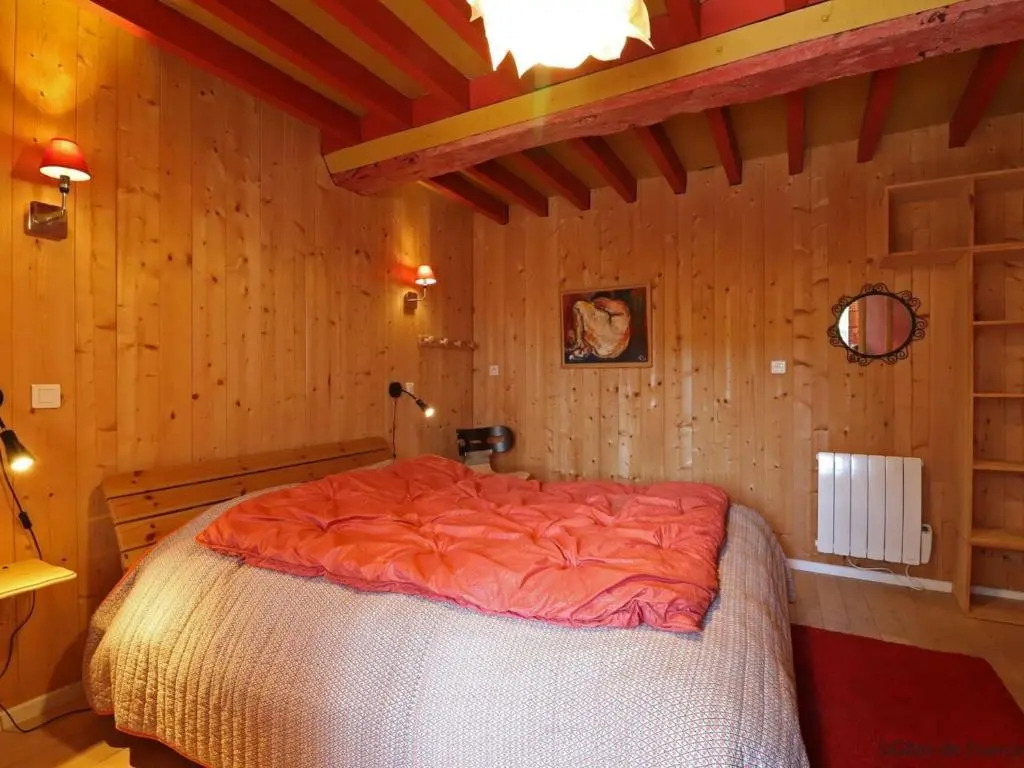 Maison indépendante avec spa nordique, piscine partagée et jardin - FR-1-497-116