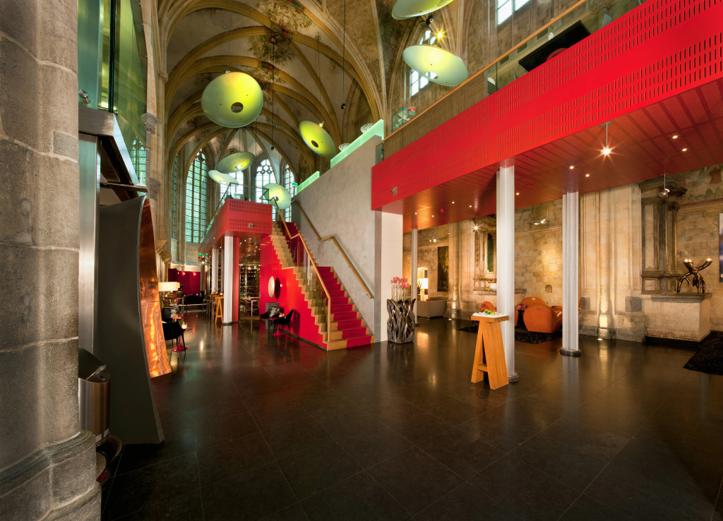 Kruisherenhotel Maastricht - Oostwegel Collection, member of Design Hotels