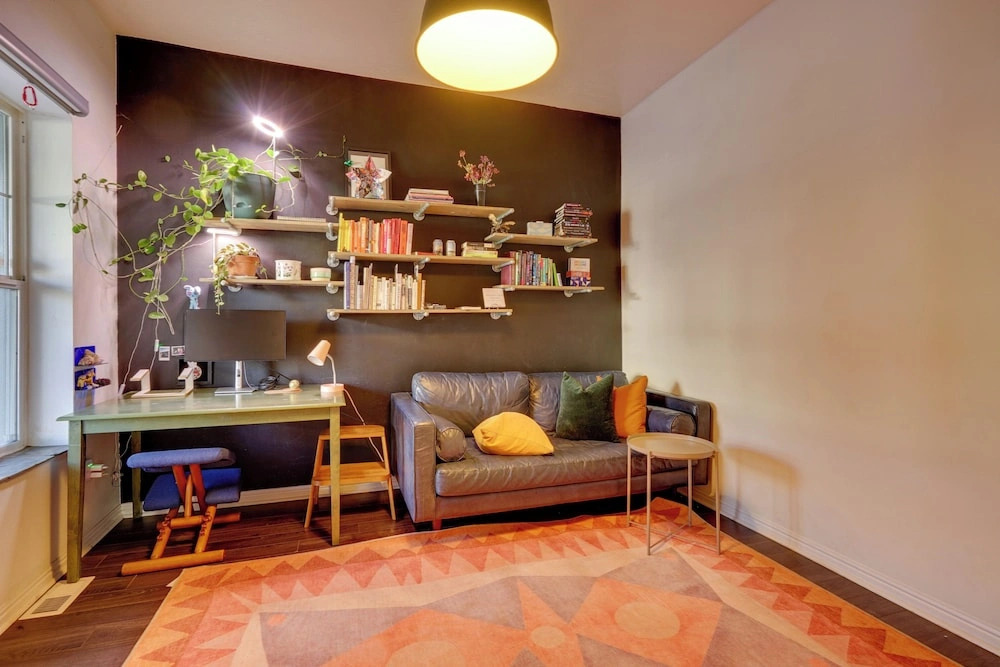 Work & Explore! Dog-friendly Salt Lake City Home