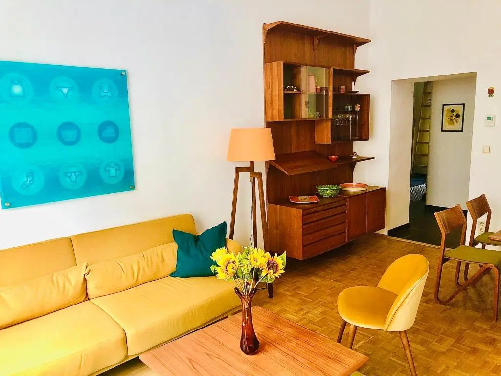 Vintage Design Apartment