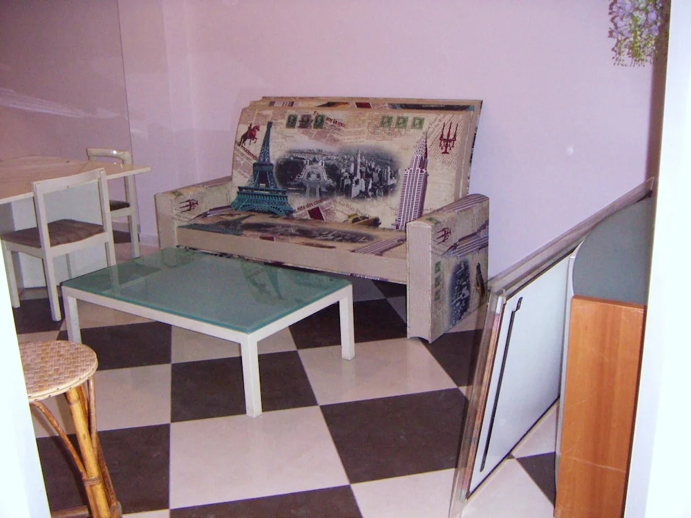Apartment With 2 Bedrooms In Roma With Balcony 10 Km From The Beach