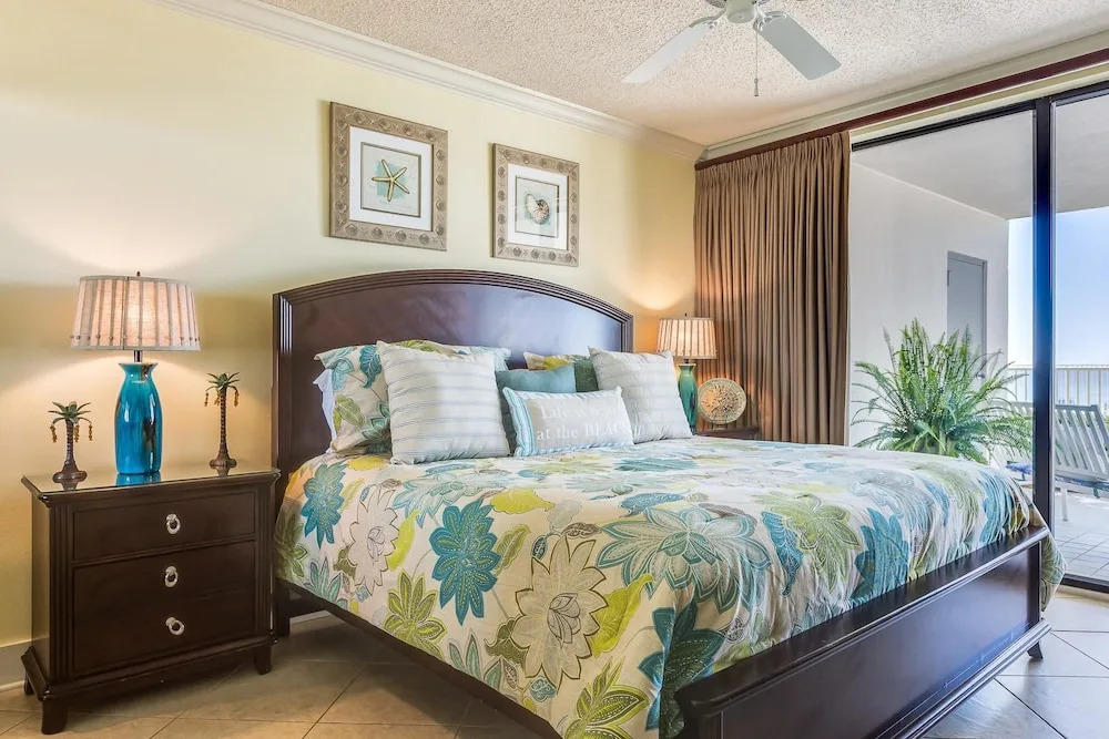 Windward Pointe 102