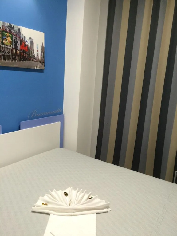 GuestHost - Santa Croce Rooms
