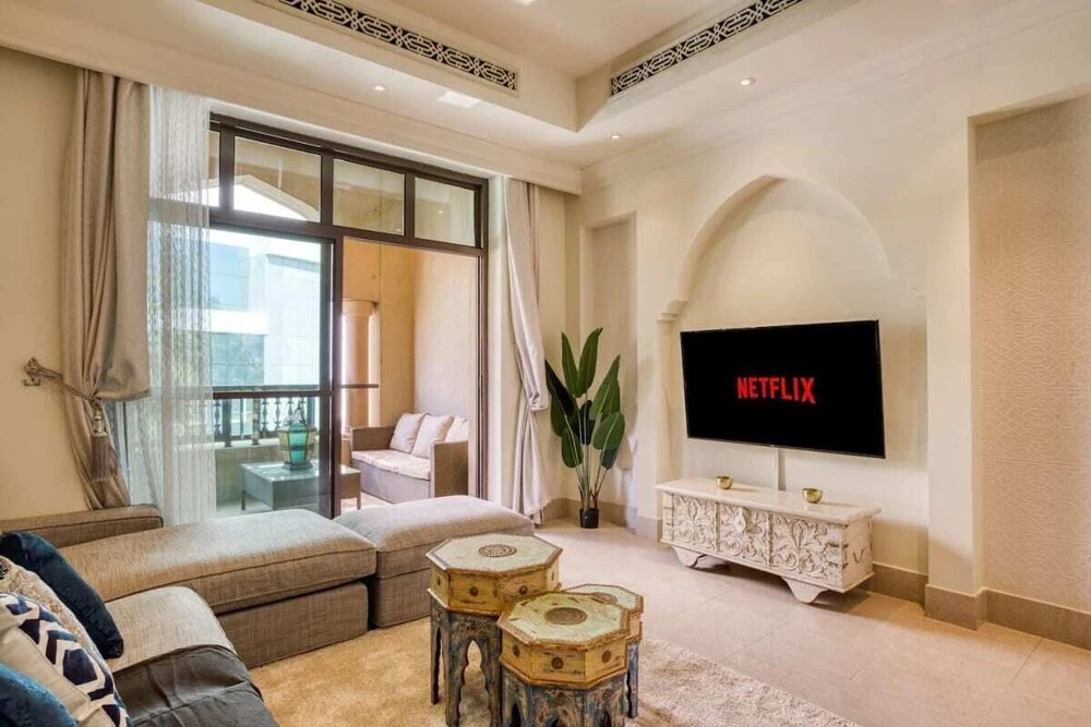 Secluded Apartment in the Heart of Downtown