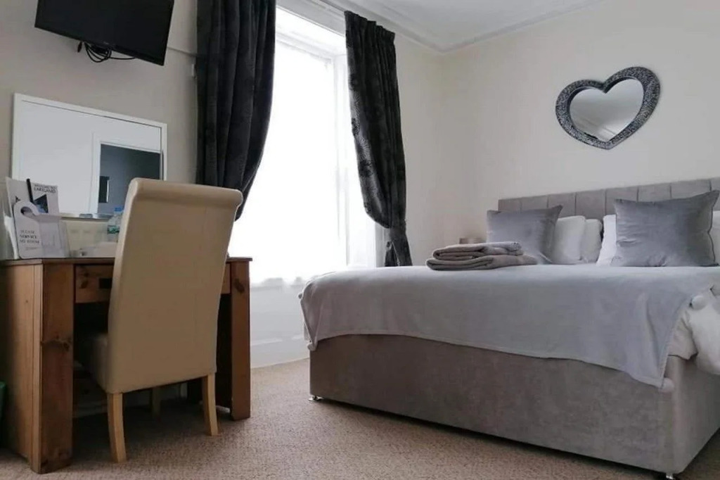 Abbey House B & B