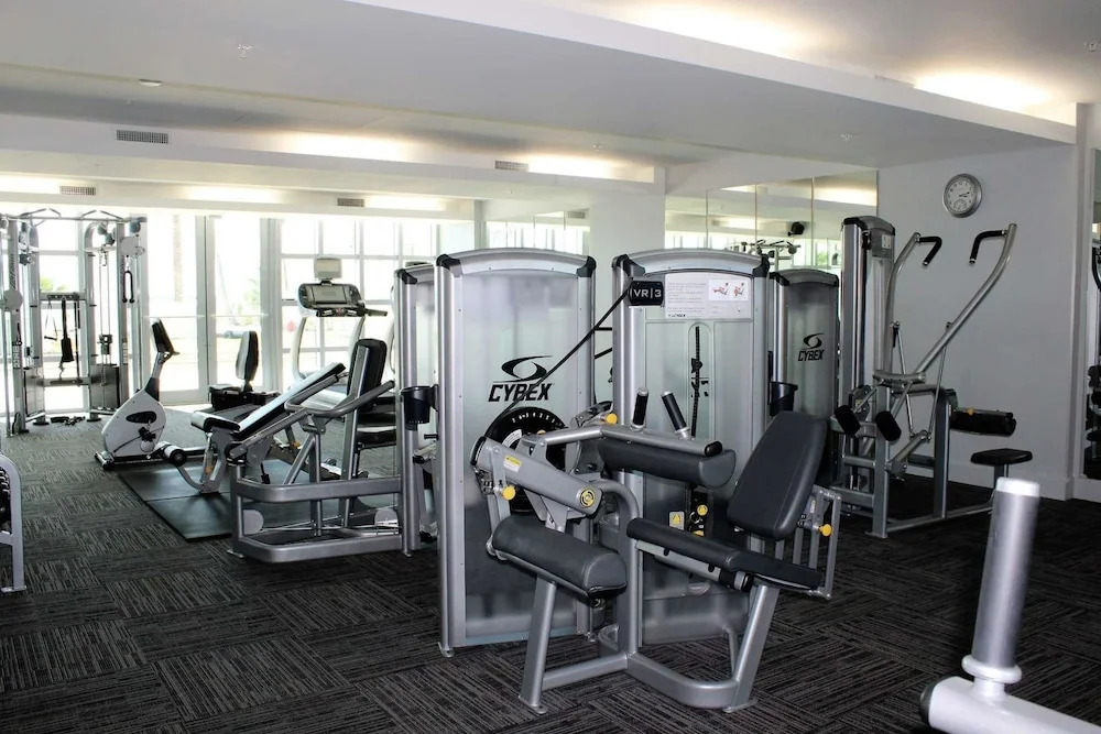 3000 Oasis Grand Blvd #803