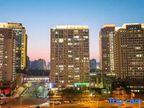 Zhengzhou Yunmo Hotel