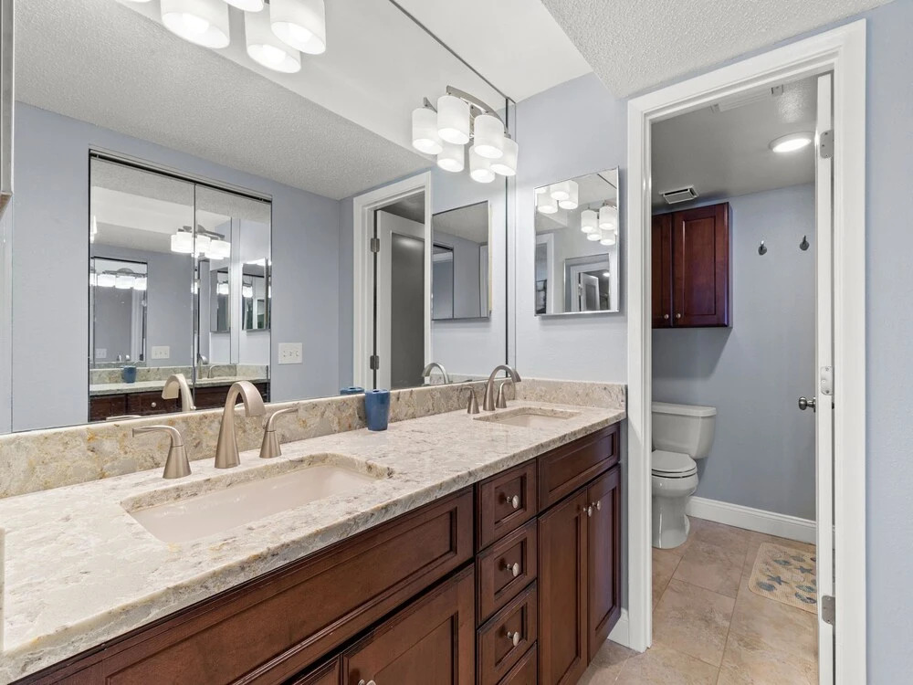 Reflections on the Gulf by Distinctive Beach Rentals