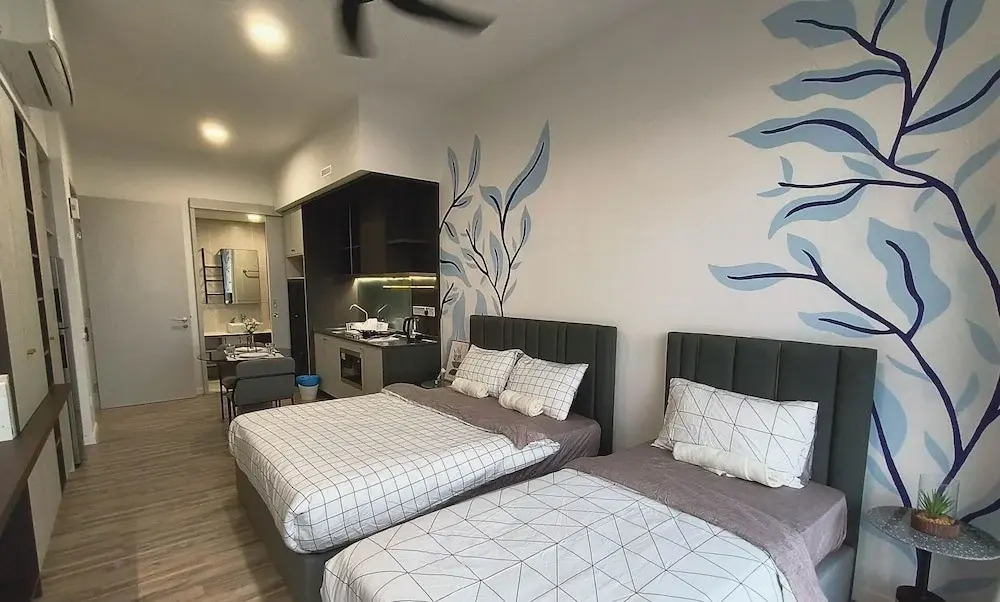 Millerz Square Suite By Ango