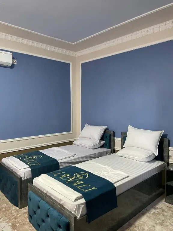 LIANALI HOTEL