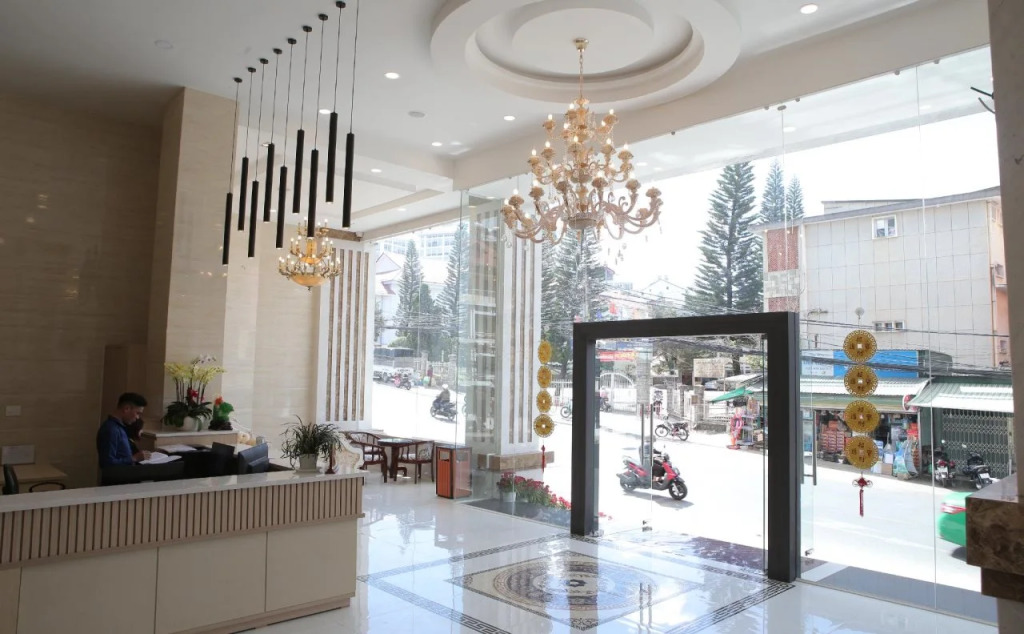Hoang Minh Chau Ba Trieu Hotel