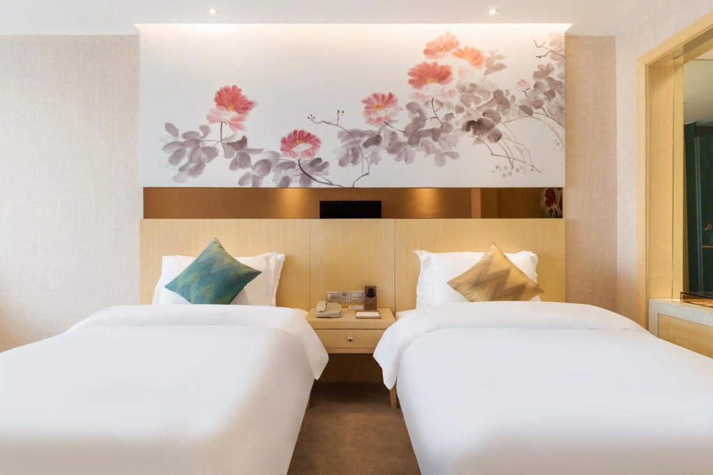 Paco Business Hotel Luo Gang Wan Da Branch