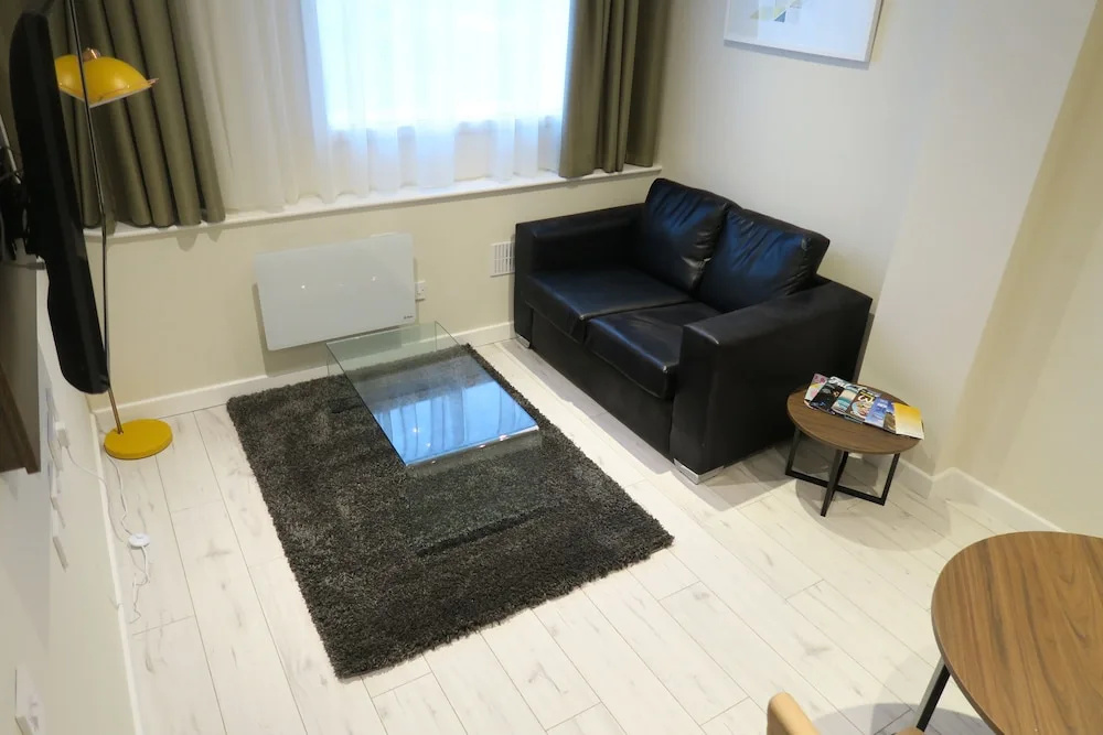 Quay Apartments Clarence House